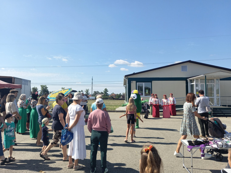 26 августа 2023 г. на 54 массиве поселка Разумное состоялась выездная ярмарка товаропроизводителей Белгородского района.